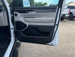 2023 Wagoneer Thumbnail 20
