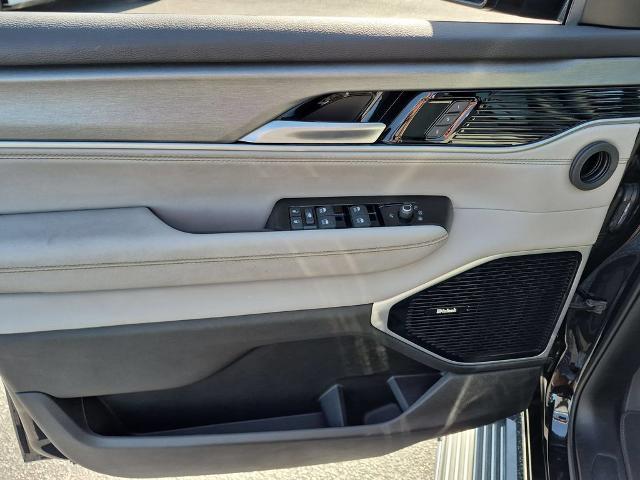2025 Jeep Wagoneer - $57,995