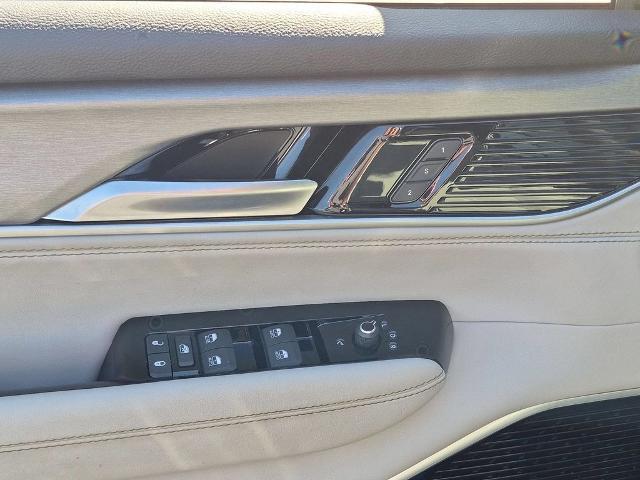 2025 Jeep Wagoneer - $57,995