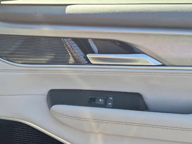 2025 Jeep Wagoneer - $57,995