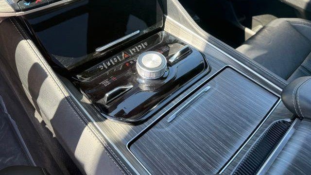 2024 Jeep Wagoneer Series III