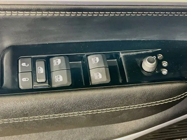 2024 Jeep Wagoneer - $38,900