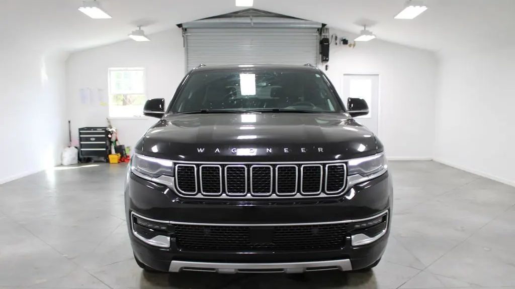 2024 Jeep Wagoneer Series III