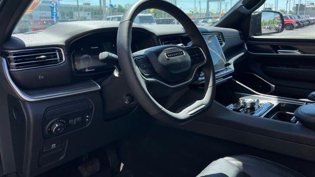 2023 Jeep Wagoneer Series III