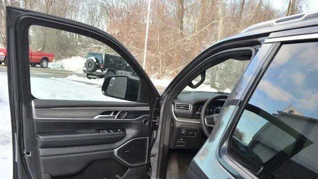 2024 Jeep Wagoneer Series III