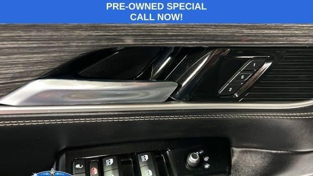 2022 Jeep Wagoneer Series III Carbide