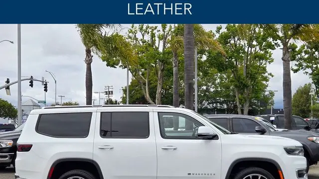 2022 Jeep Wagoneer Series III Carbide