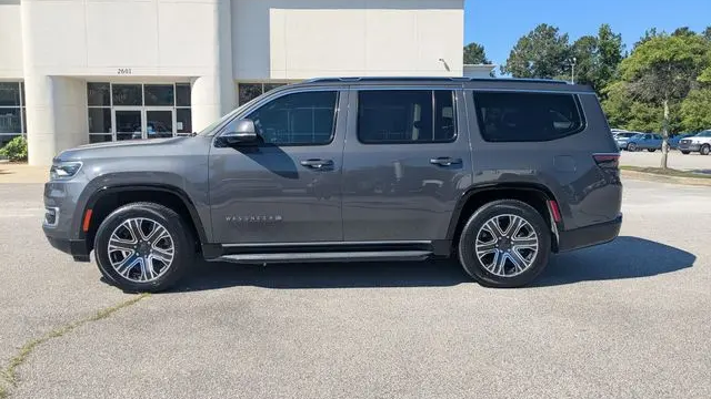 2022 Jeep Wagoneer Series III Carbide