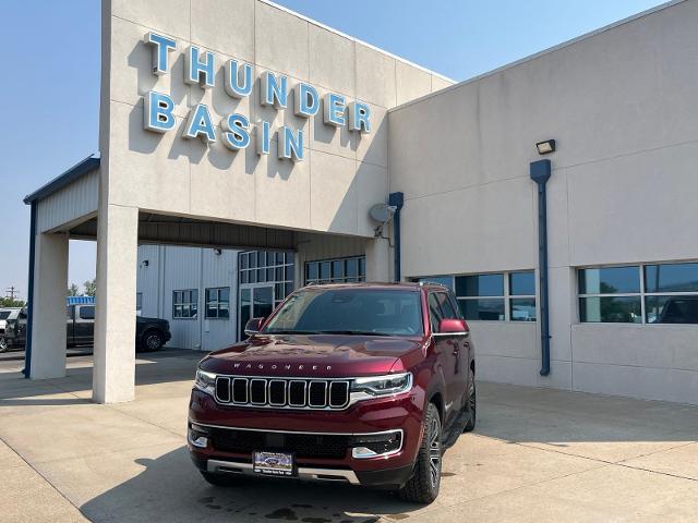 2022 Jeep Wagoneer