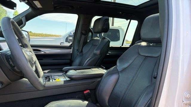 2022 Jeep Wagoneer Series III Carbide