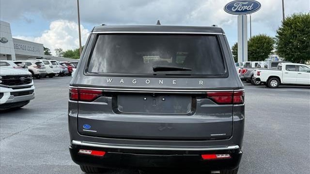 2022 Jeep Wagoneer Series III Carbide