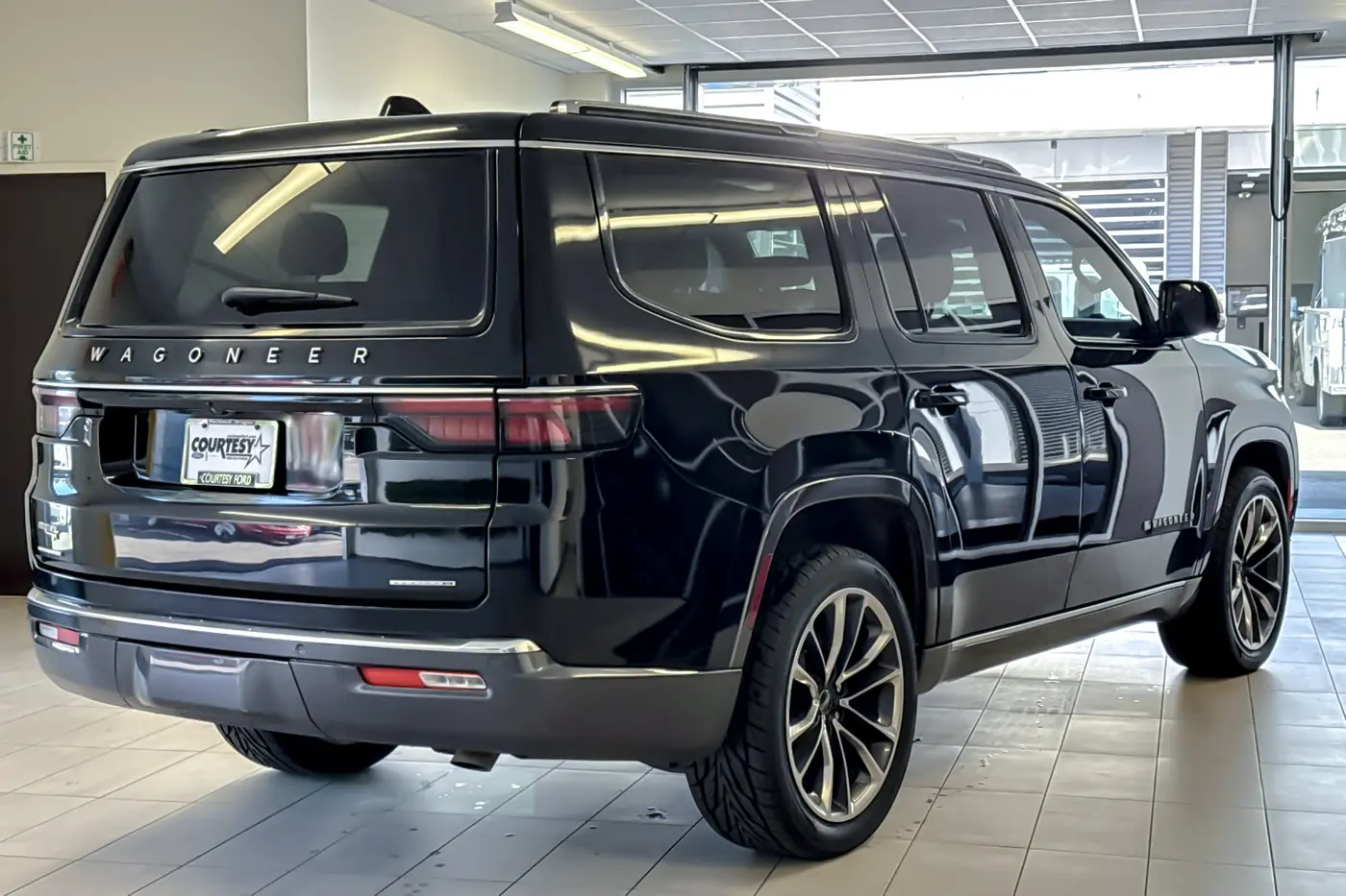 2022 Jeep Wagoneer - $31,471