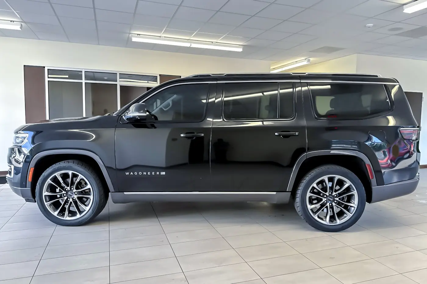 2022 Jeep Wagoneer - $31,471
