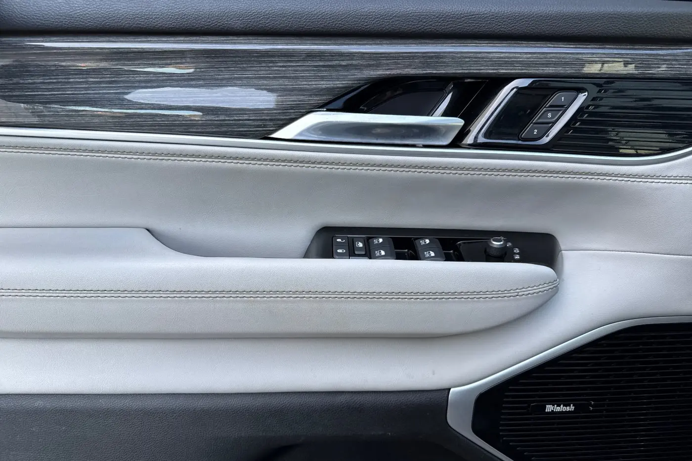 2022 Jeep Wagoneer - $31,471