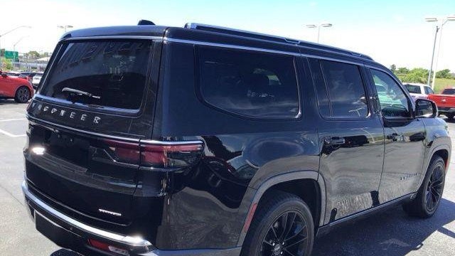 2022 Jeep Wagoneer Series III Carbide