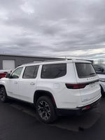 2022 Wagoneer Thumbnail 1