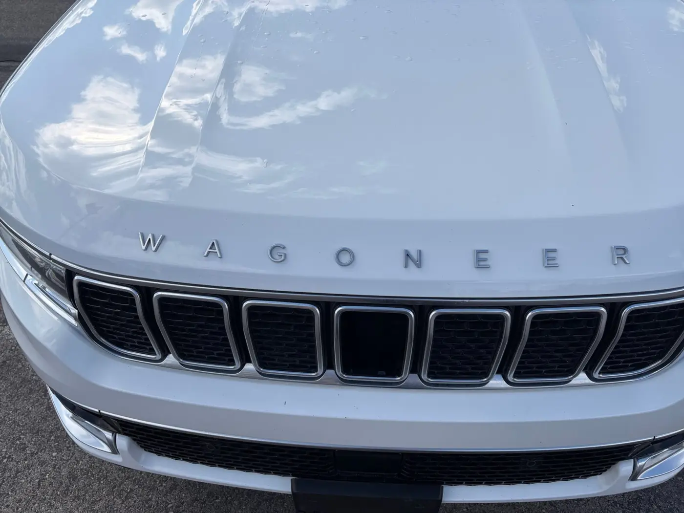 2022 Jeep Wagoneer - $30,000