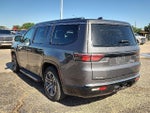 2022 Wagoneer Thumbnail 2