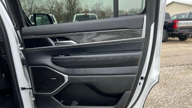 2022 Jeep Wagoneer Series III Carbide