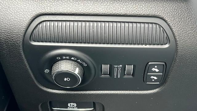 2022 Jeep Wagoneer Series III Carbide