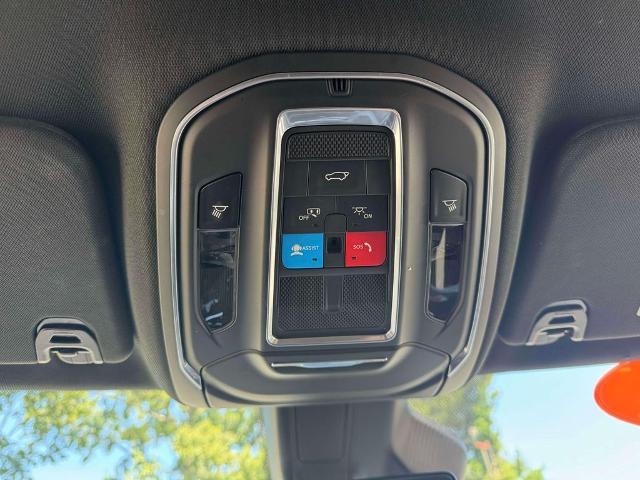 2022 Jeep Wagoneer - $39,772
