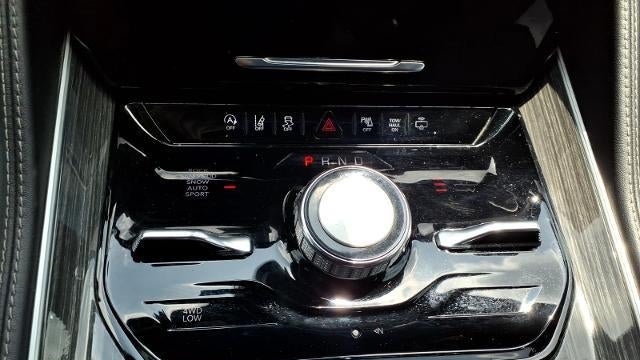 2022 Jeep Wagoneer Series III Carbide
