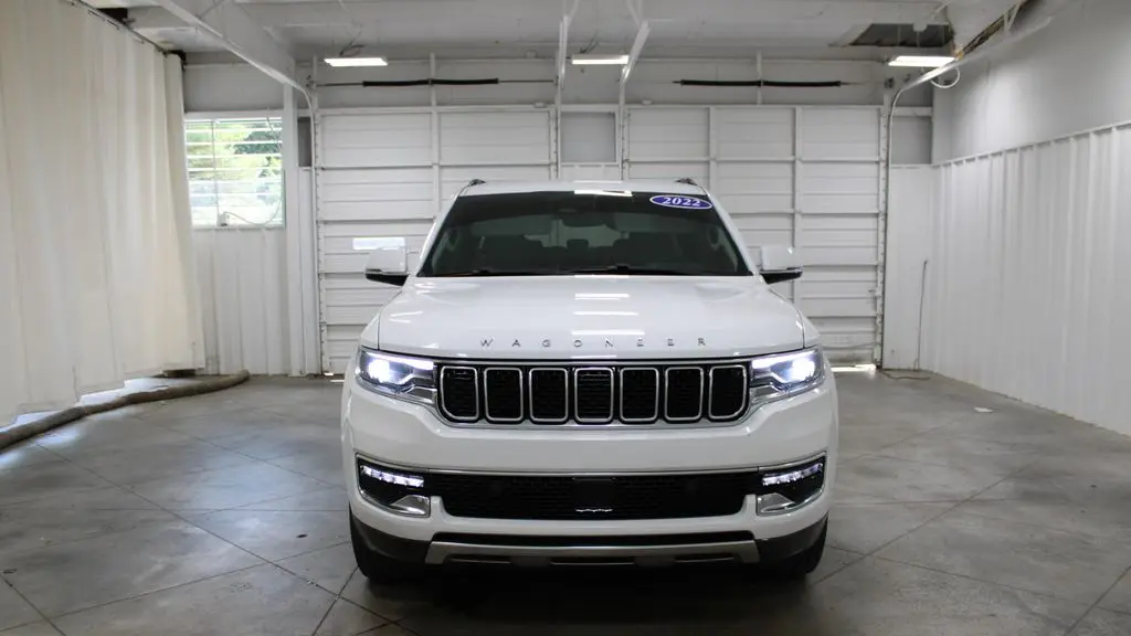 2022 Jeep Wagoneer Series III Carbide