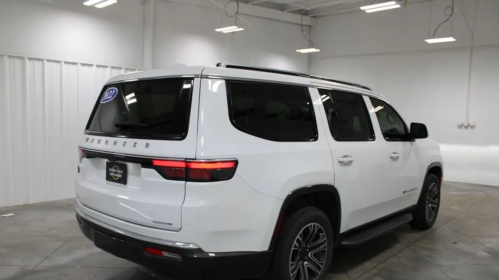 2022 Jeep Wagoneer Series III Carbide