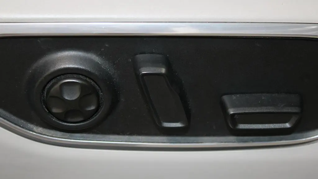 2022 Jeep Wagoneer Series III Carbide