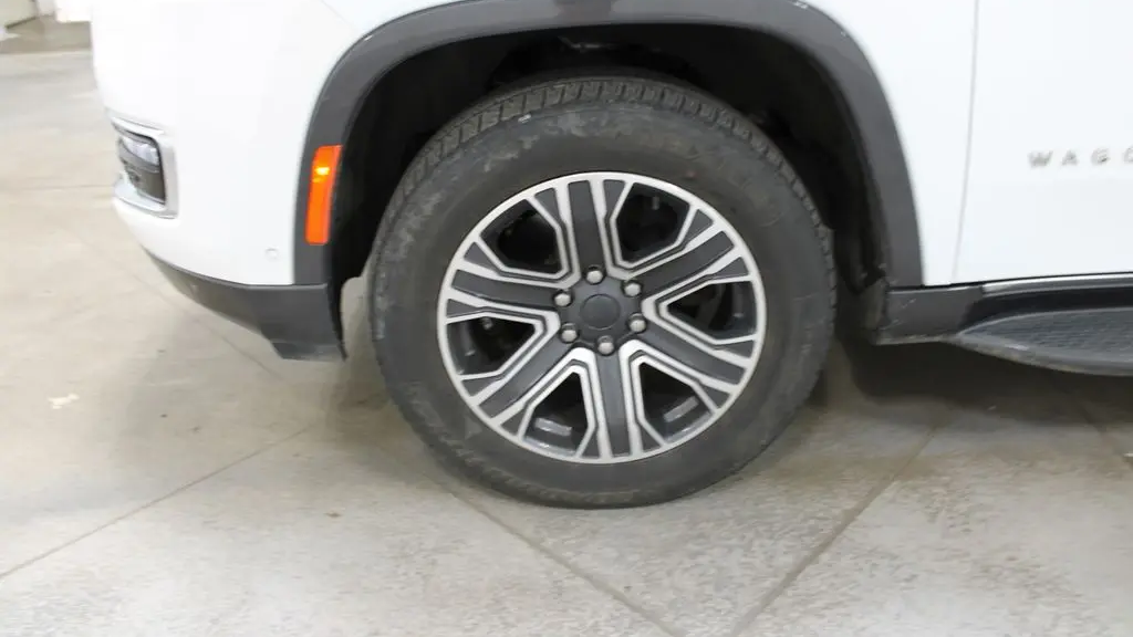 2022 Jeep Wagoneer Series III Carbide