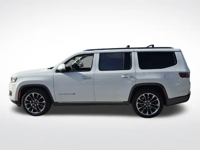 2022 Jeep Wagoneer - $29,979