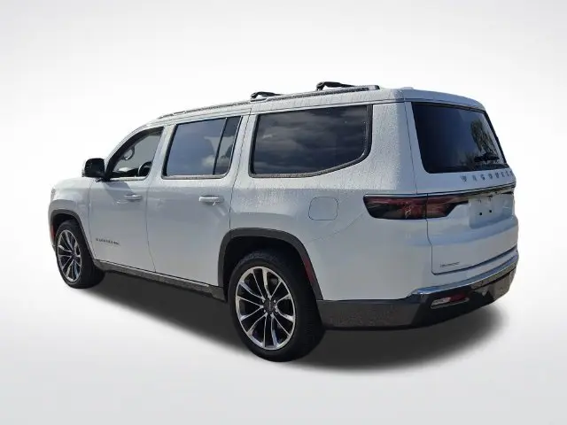 2022 Jeep Wagoneer - $29,979