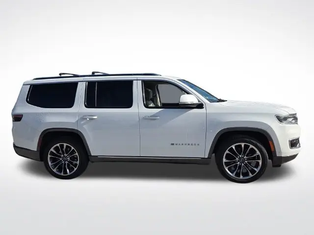 2022 Jeep Wagoneer - $29,979