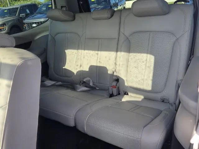 2022 Jeep Wagoneer - $29,979