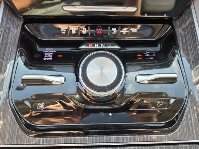 2022 Jeep Wagoneer - $29,979