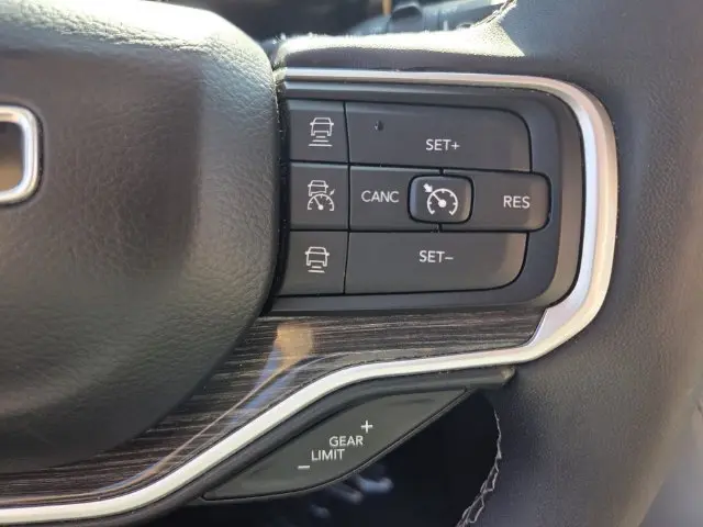 2022 Jeep Wagoneer - $29,979