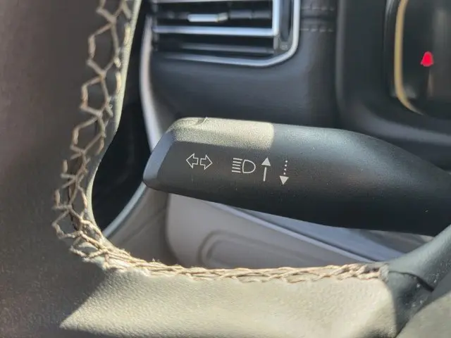 2022 Jeep Wagoneer - $29,979