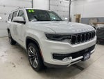 2022 Wagoneer Thumbnail 3