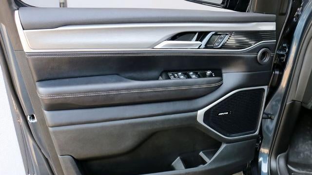 2022 Jeep Wagoneer Series III Carbide