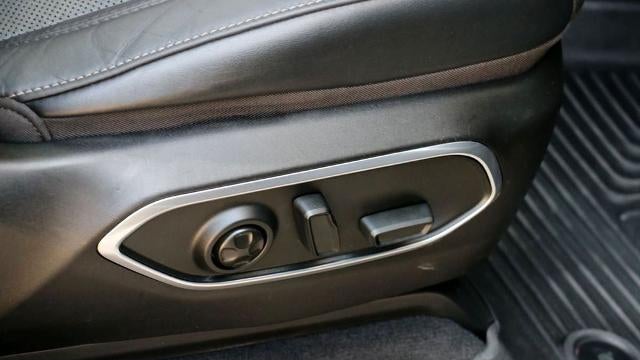 2022 Jeep Wagoneer Series III Carbide