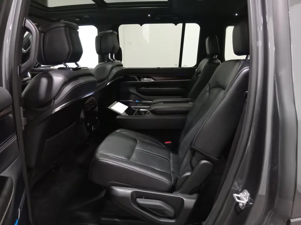2022 Jeep Grand Wagoneer - $37,497