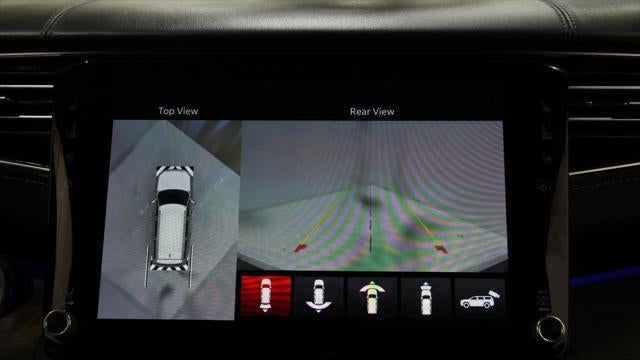 2023 Jeep Grand Wagoneer Base