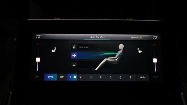 2023 Jeep Grand Wagoneer Base