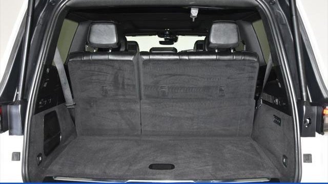 2023 Jeep Grand Wagoneer Base