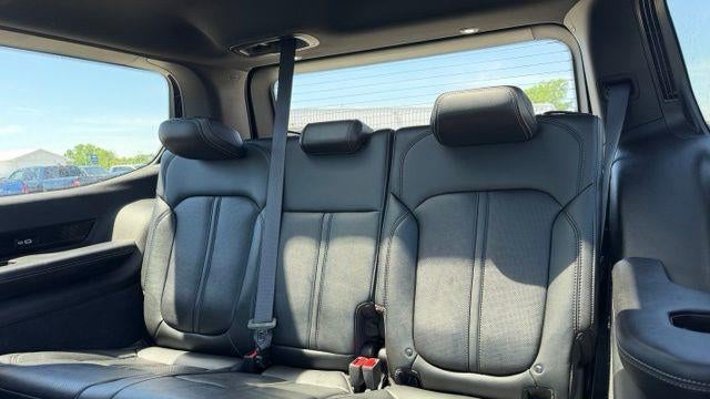 2023 Jeep Grand Wagoneer Base