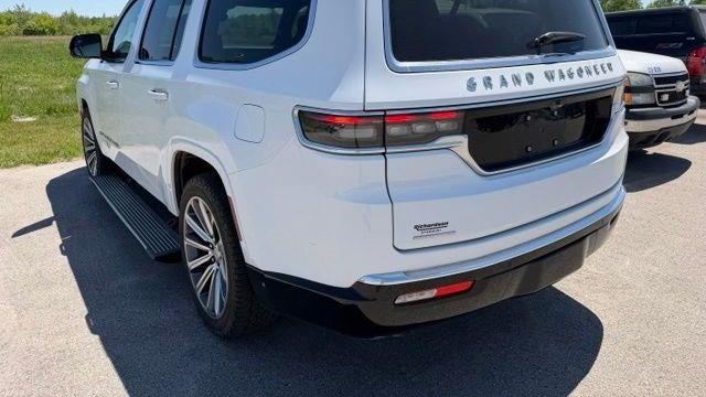 2023 Jeep Grand Wagoneer Base