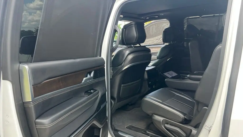 2022 Jeep Grand Wagoneer Series I