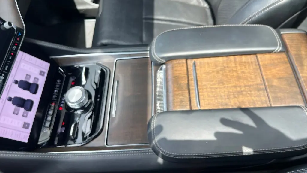 2022 Jeep Grand Wagoneer Series I