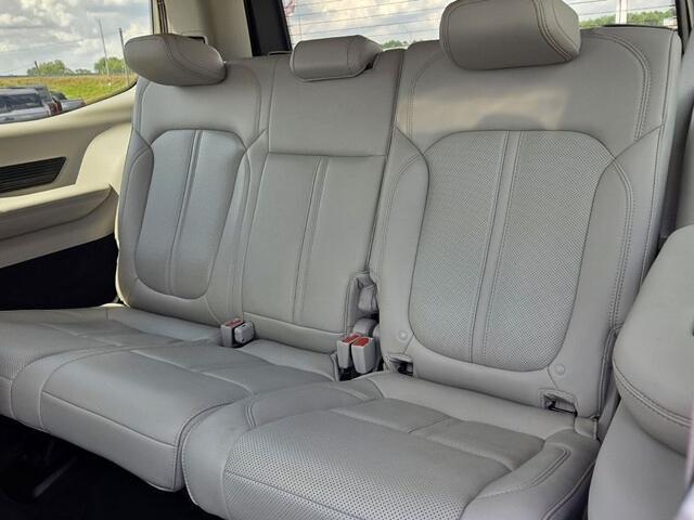 2022 Jeep Grand Wagoneer - $47,594