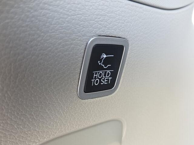 2022 Jeep Grand Wagoneer - $47,594